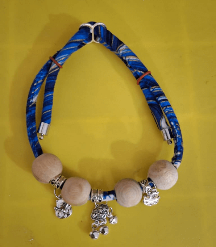 1 (3) Cat Necklace - Image 1